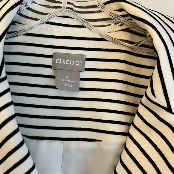 Chicos Blazer Jacket White Black Stripe Lined Knit Buttons Size 0 M - Picture 5 of 15